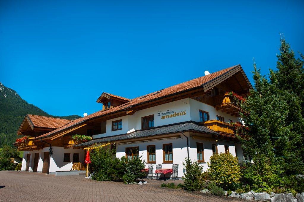 גרובמינג Resort Amadeus-Landhaus Amadeus מראה חיצוני תמונה